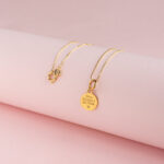 Collar Medalla Dios Ilumina Mi Vida